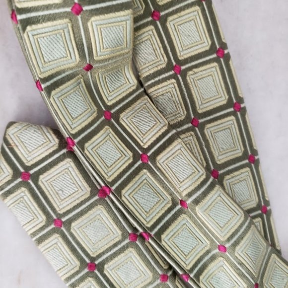 J. Crew Silk D-ring Belt - Excellent Condition! - Picture 5 of 10